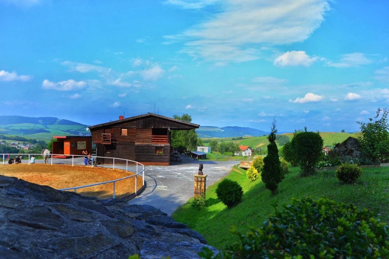 Villa Chata Koniaren Pavlovce Exterior foto