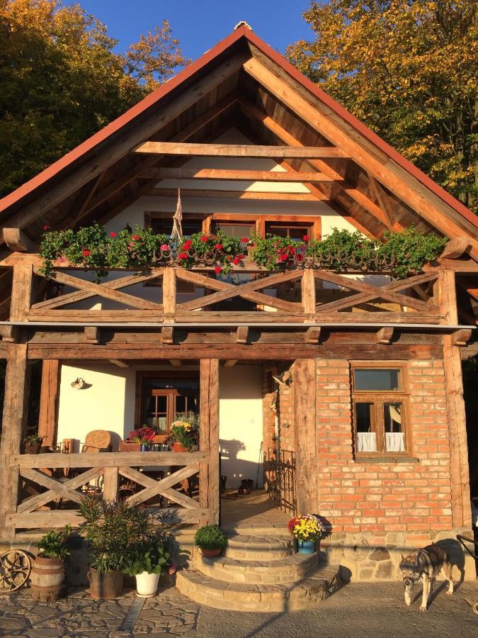 Villa Chata Koniaren Pavlovce Exterior foto